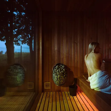 Skarpa * Ustronie Morskie