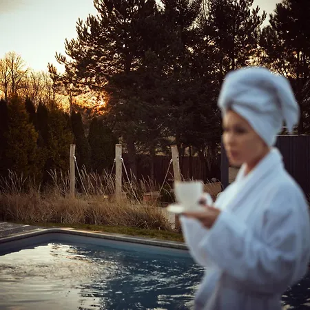 Skarpa * 尤斯托尼莫斯基