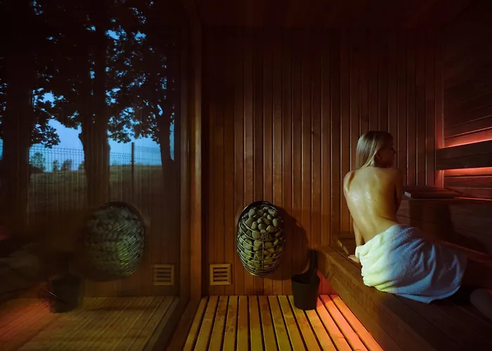 Skarpa * Ustronie Morskie